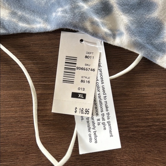 NWT Aeropostale Tie-Dye Spaghetti Strap Crop Top - Picture 2 of 5
